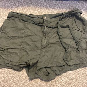 Lou & Grey for Loft XL Green Linen Shorts
